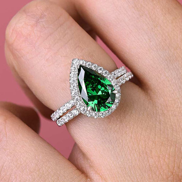 Simple 2.2 Carat Emerald Green Halo Pear Cut Wedding Set in Sterling Silver