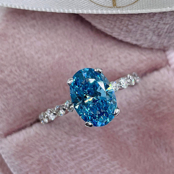 Special 2 Carat Oval Cut Aquamarine Blue Engagement Ring in Sterling Silver