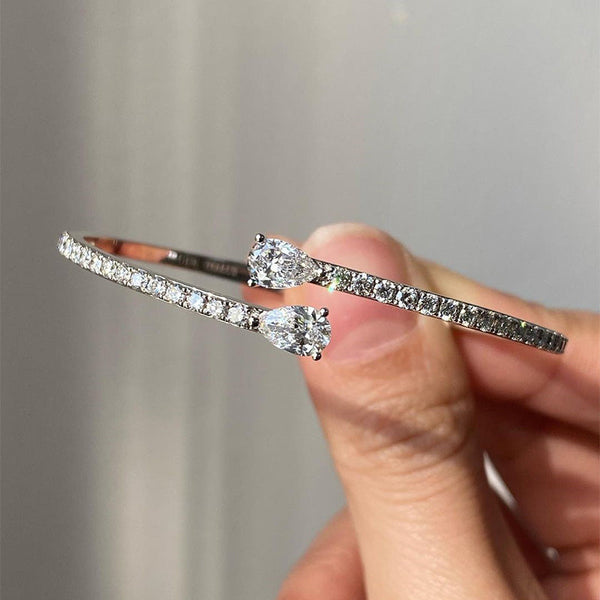 Special Pear Cut Bracelet for Women in Sterling Silver