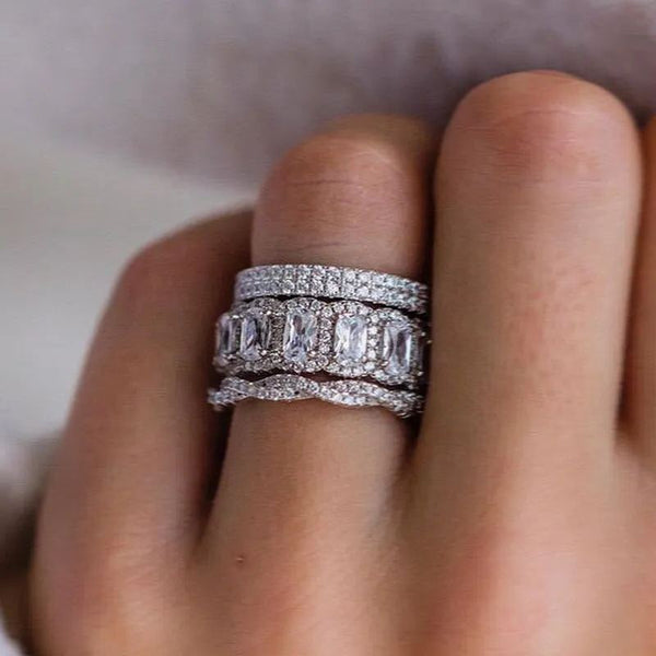 3PC Luxurious Cushion Cut Women's Wedding Band Set